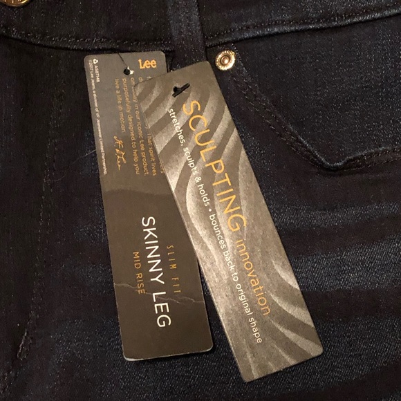NWT Lee Sculpting Jeans - Picture 4 of 8